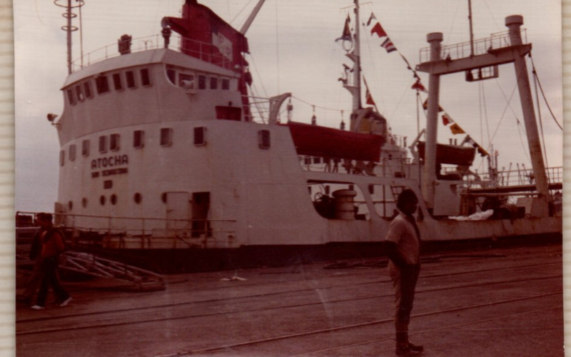 El pesquero español ATOCHA en puerto, 1970